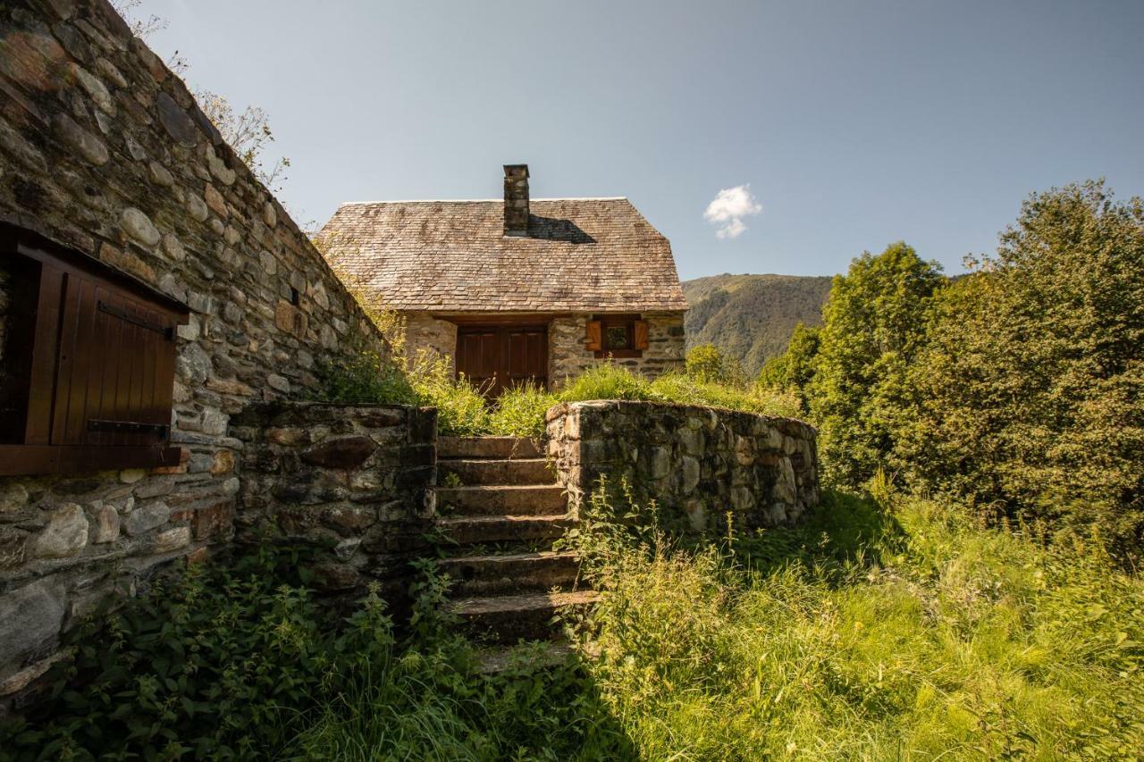 Granges LASCOSTES isolées et insolites en montagne à Loudenvielle dans les HAUTES-PYRENEES du dimanche au dimanche en principe néanmoins pour des séjours entre 4 et 7 nuits contactez-nous par la messagerie Exterior foto