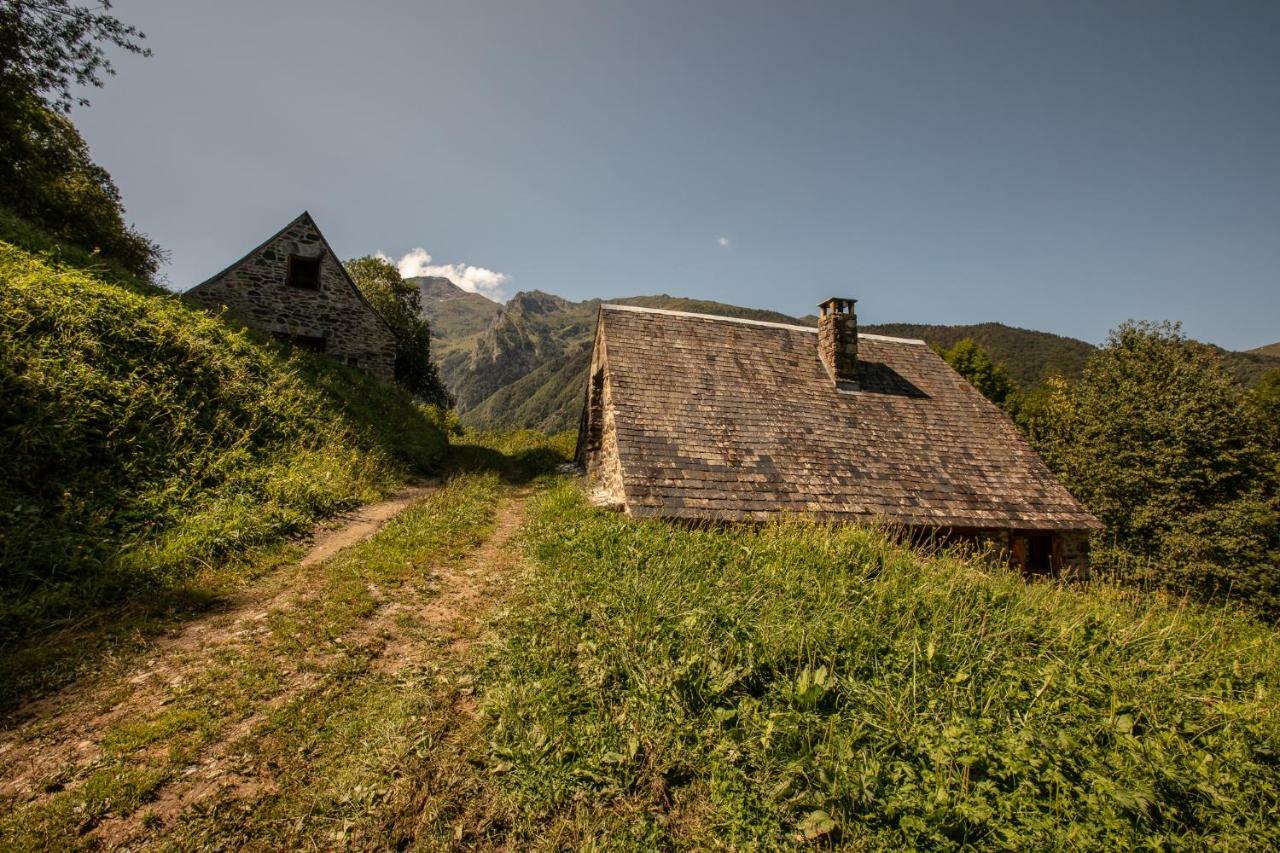 Granges LASCOSTES isolées et insolites en montagne à Loudenvielle dans les HAUTES-PYRENEES du dimanche au dimanche en principe néanmoins pour des séjours entre 4 et 7 nuits contactez-nous par la messagerie Exterior foto
